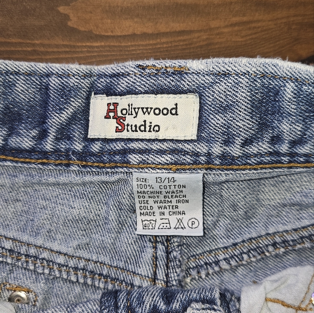 Vintage Hollywood studio bedazzled jeans - Picture 6 of 9